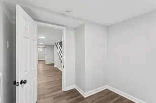 5631 N 11th St, Philadelphia, PA 19141 - Photo 9