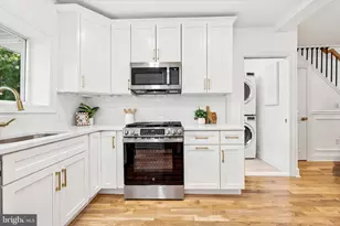 238 Kalos St, Philadelphia, PA 19128 - Photo 13