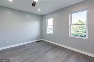 1346 N Myrtlewood St, Philadelphia, PA 19121 - Photo 17