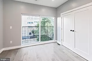 1346 N Myrtlewood St, Philadelphia, PA 19121 - Photo 15