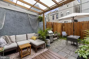 2215 E Oakdale St, Philadelphia, PA 19125 - Photo 7