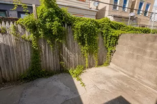 425 Emily St, Philadelphia, PA 19148 - Photo 19