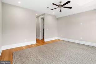 2525 Brown St, Philadelphia, PA 19130 - Photo 13
