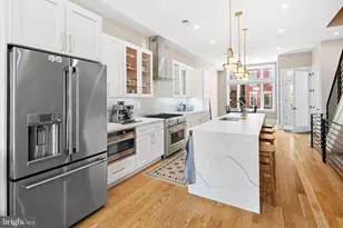 2525 Brown St, Philadelphia, PA 19130 - Photo 5