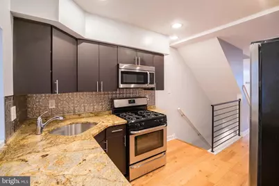 2033 Manton Street, Philadelphia, PA 19146 - Photo 9