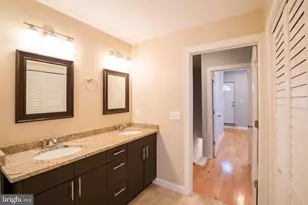 2033 Manton St, Philadelphia, PA 19146 - Photo 23