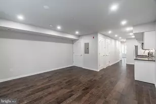 752 S 8th St, Philadelphia, PA 19147 - Photo 9