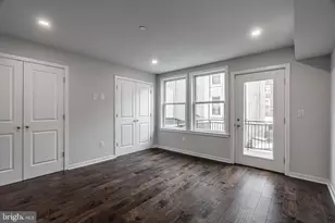 752 S 8th St, Philadelphia, PA 19147 - Photo 7