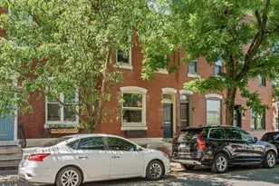 2424 Lombard St, Philadelphia, PA 19146 - Photo 3