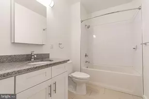 224 Church St, Philadelphia, PA 19106 - Photo 11