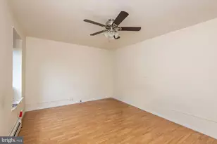 235 Hermitage St, Philadelphia, PA 19127 - Photo 7