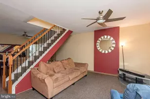 235 Hermitage St, Philadelphia, PA 19127 - Photo 3