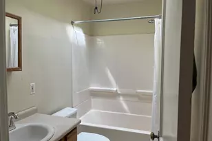 1422 Fanshawe St, Philadelphia, PA 19111 - Photo 5