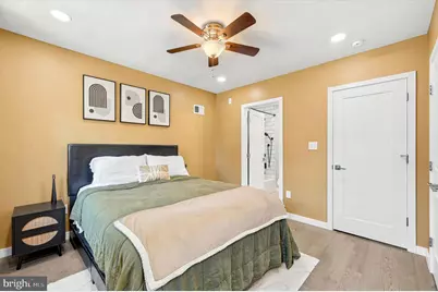 1923 S 10th Street, Philadelphia, PA 19148 - Photo 15