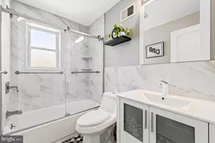 1923 S 10th St, Philadelphia, PA 19148 - Photo 19