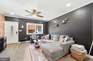 1923 S 10th St, Philadelphia, PA 19148 - Photo 5