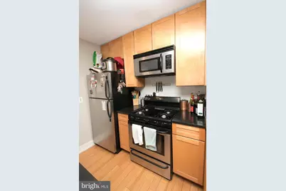 2351 Christian Street #D, Philadelphia, PA 19146 - Photo 9