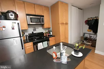 2351 Christian Street #D, Philadelphia, PA 19146 - Photo 11