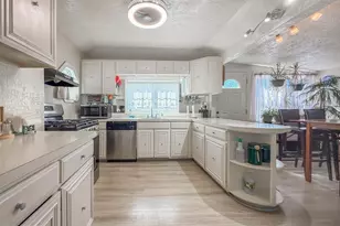 2132 Grant Ave, Philadelphia, PA 19115 - Photo 9