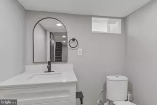 1725 W Thompson St, Philadelphia, PA 19121 - Photo 47
