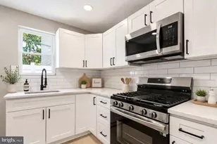 1725 W Thompson St, Philadelphia, PA 19121 - Photo 11