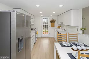 9807 Cowden St, Philadelphia, PA 19115 - Photo 3