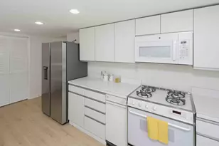 9807 Cowden St, Philadelphia, PA 19115 - Photo 9