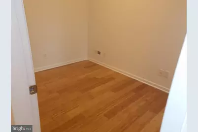 2527 N Myrtlewood Street, Philadelphia, PA 19132 - Photo 9
