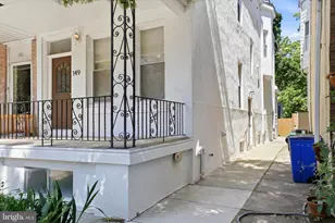 149 W Sharpnack St, Philadelphia, PA 19119 - Photo 3
