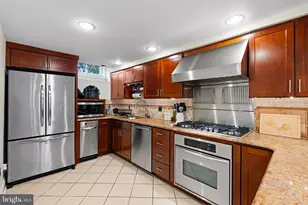 502 S 11th St, Philadelphia, PA 19147 - Photo 9