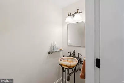 502 S 11th Street #38, Philadelphia, PA 19147 - Photo 11
