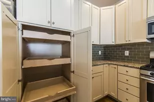 600 S 24th St, Philadelphia, PA 19146 - Photo 7