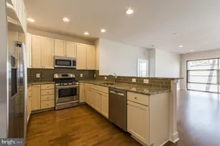 600 S 24th St, Philadelphia, PA 19146 - Photo 3