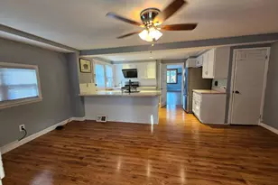 804 Marchman Rd, Philadelphia, PA 19115 - Photo 5