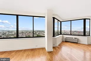 2001 Hamilton St, Philadelphia, PA 19130 - Photo 5