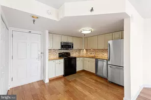 2001 Hamilton St, Philadelphia, PA 19130 - Photo 7