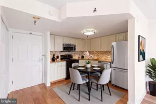 2001 Hamilton St, Philadelphia, PA 19130 - Photo 9