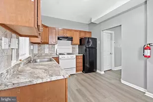 4038 N 8th St, Philadelphia, PA 19140 - Photo 9