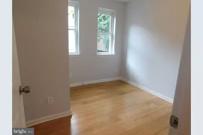 2546 N Sydenham Street, Philadelphia, PA 19132 - Photo 7