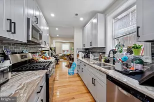 463 W Earlham Ter, Philadelphia, PA 19144 - Photo 7
