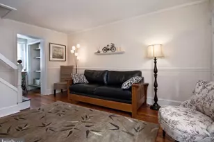 1221 Panama St, Philadelphia, PA 19107 - Photo 5