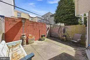 2245 Pemberton St, Philadelphia, PA 19146 - Photo 29