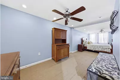 2245 Pemberton Street, Philadelphia, PA 19146 - Photo 17