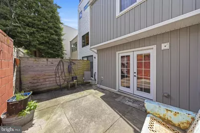 2245 Pemberton Street, Philadelphia, PA 19146 - Photo 31