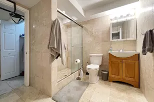 1131 Green St, Philadelphia, PA 19123 - Photo 15