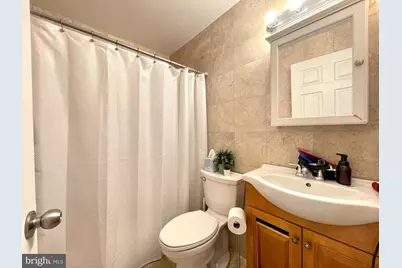 1131 Green Street #3, Philadelphia, PA 19123 - Photo 21
