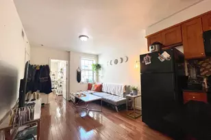 1131 Green St, Philadelphia, PA 19123 - Photo 3