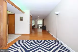 2734 W Country Club Rd, Philadelphia, PA 19131 - Photo 9