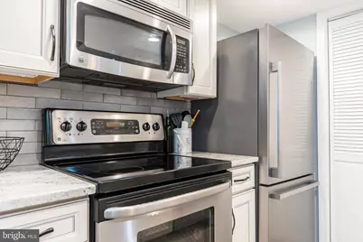 136 N 2nd Street #2A, Philadelphia, PA 19106 - Photo 9