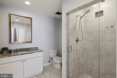 1811 Chestnut Street #301, Philadelphia, PA 19103 - Photo 9